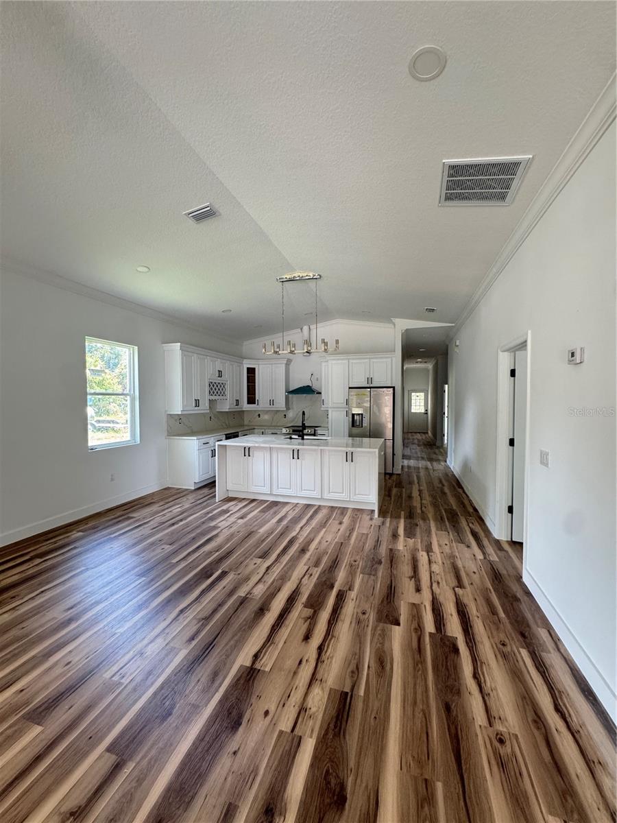 LINCOLN HEIGHTS - Residential