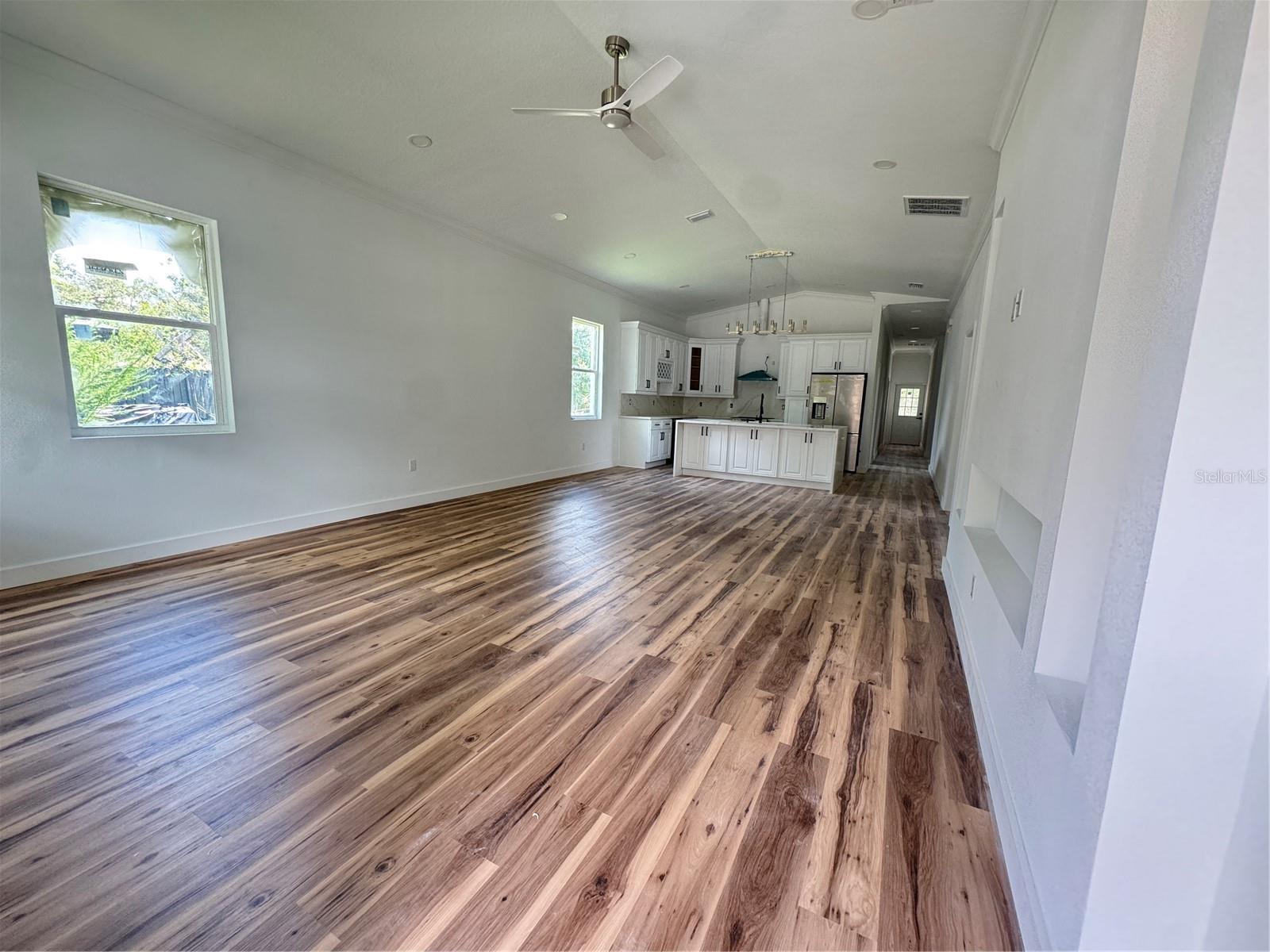 LINCOLN HEIGHTS - Residential
