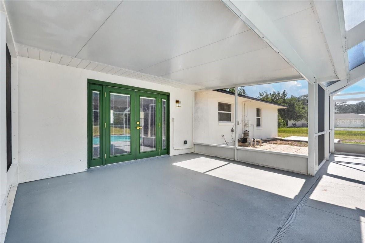 MOCKINGBIRD MANORS - Residential