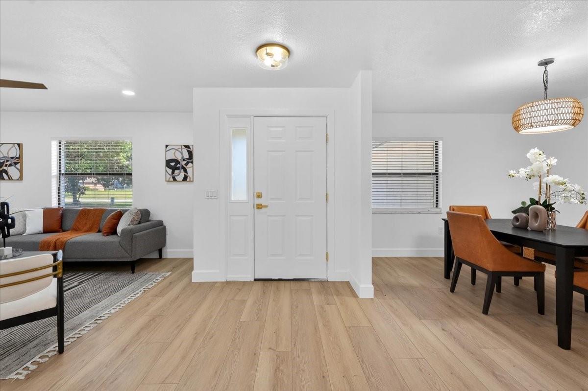 MOCKINGBIRD MANORS - Residential
