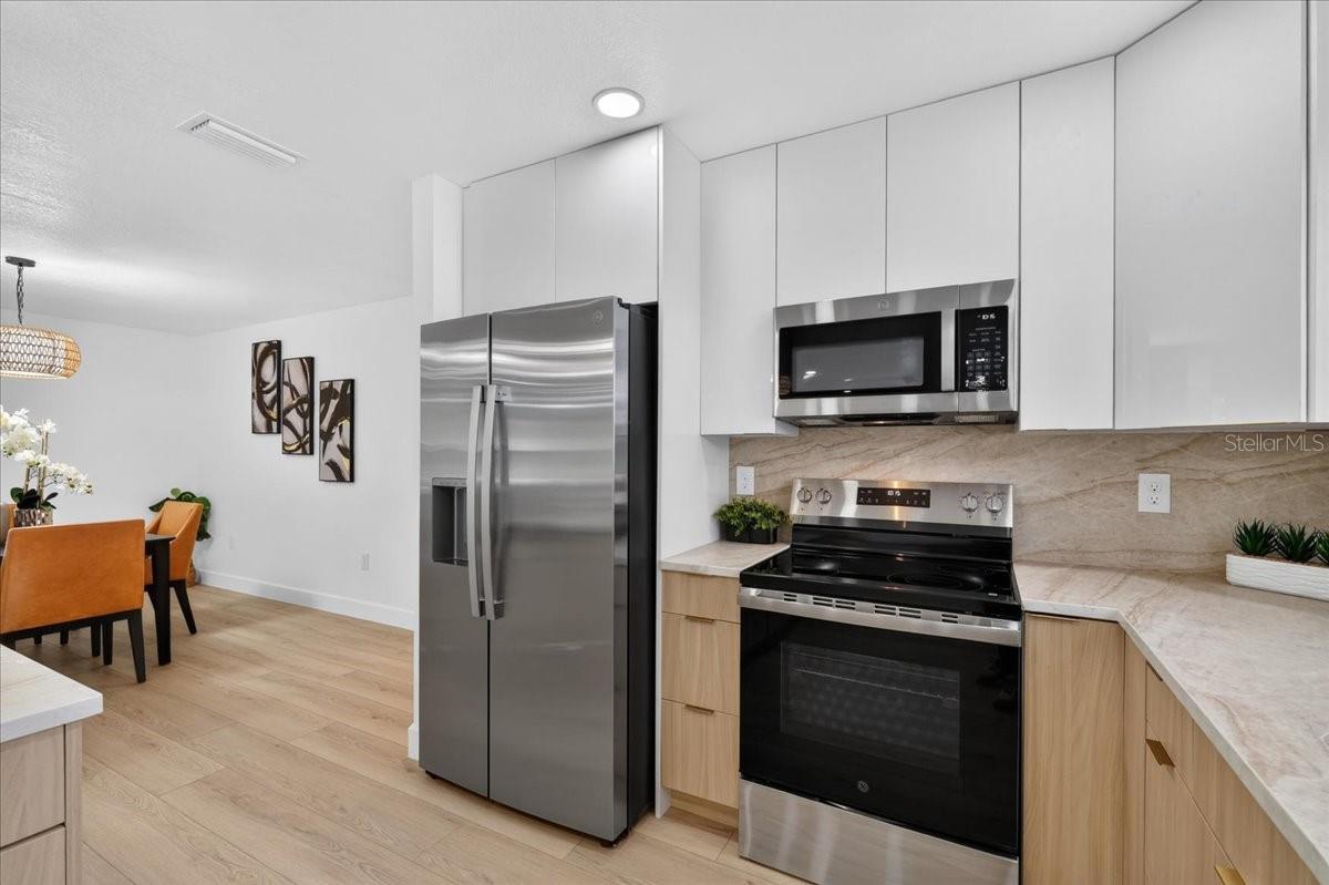 MOCKINGBIRD MANORS - Residential