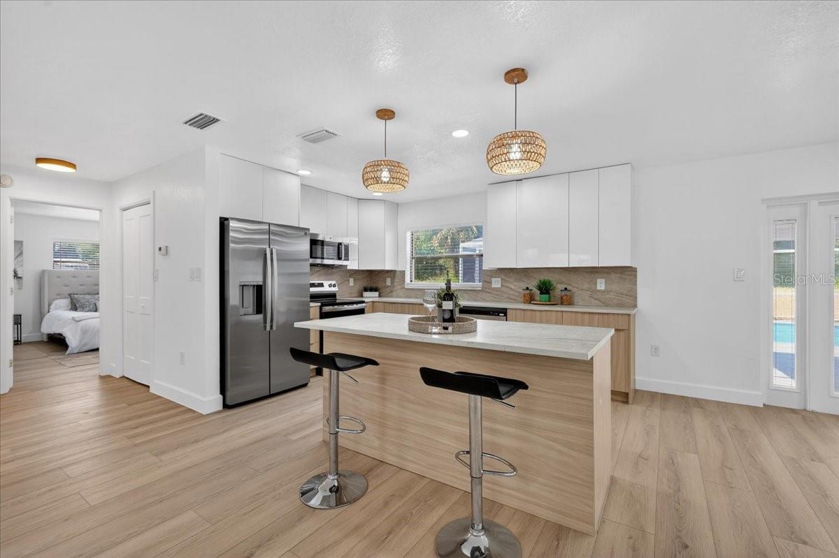 MOCKINGBIRD MANORS - Residential