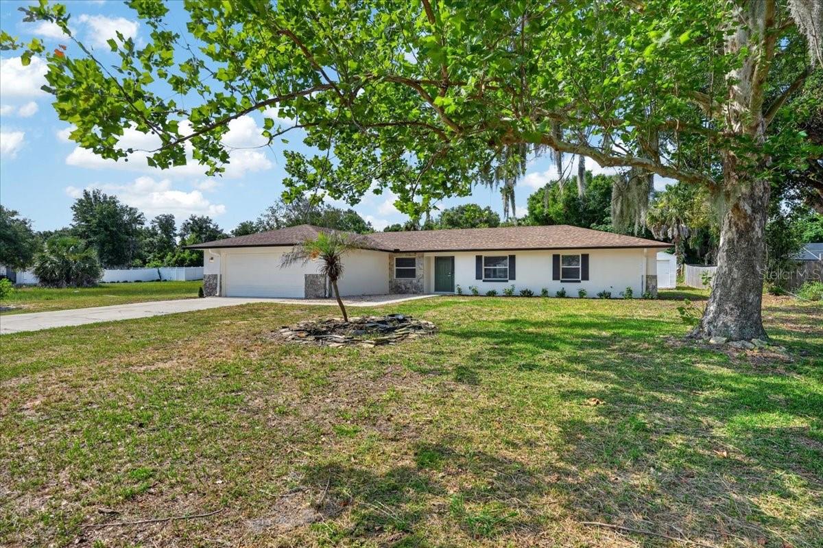 MOCKINGBIRD MANORS - Residential