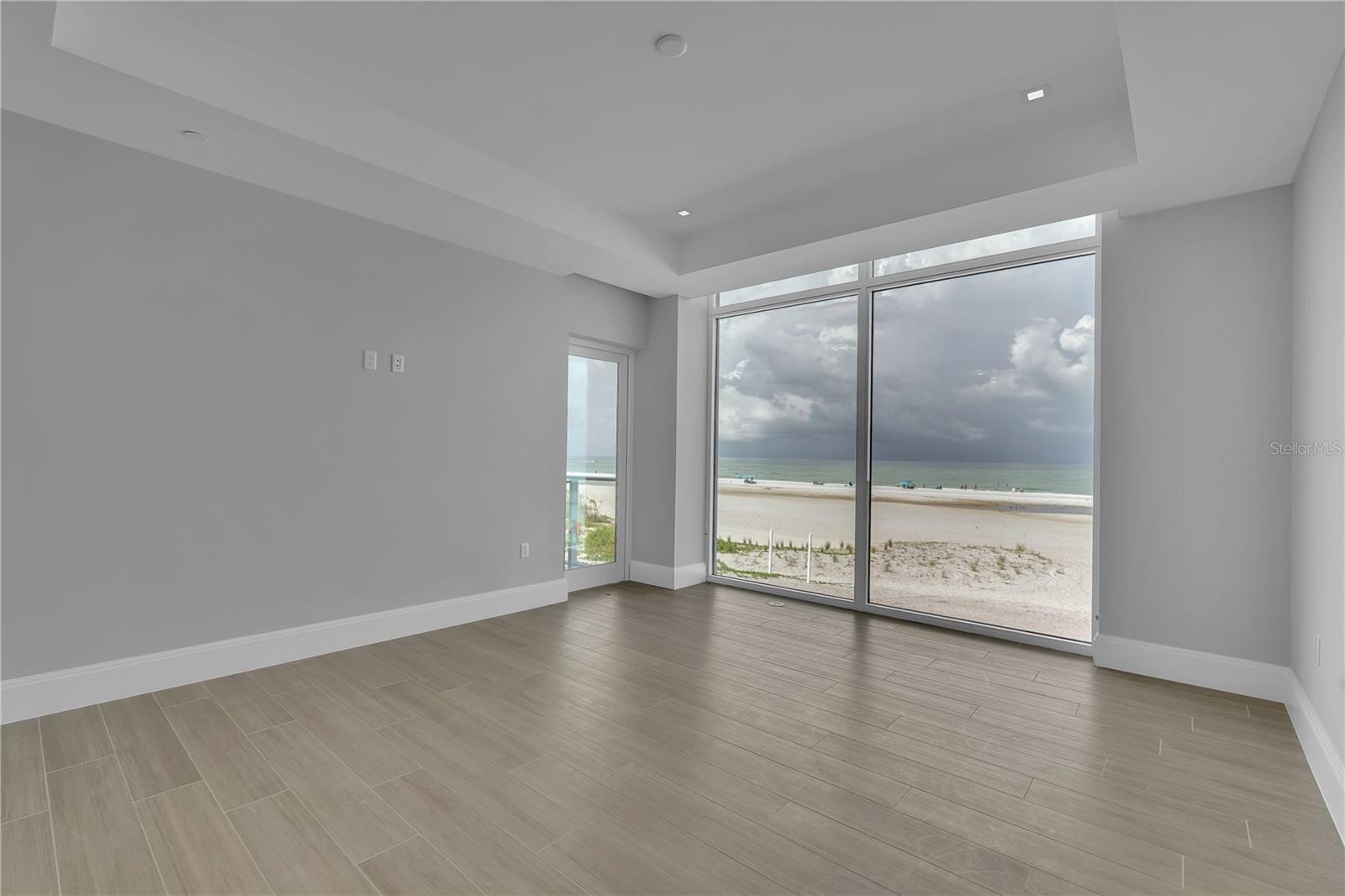 SUNSET BEACH - Residential