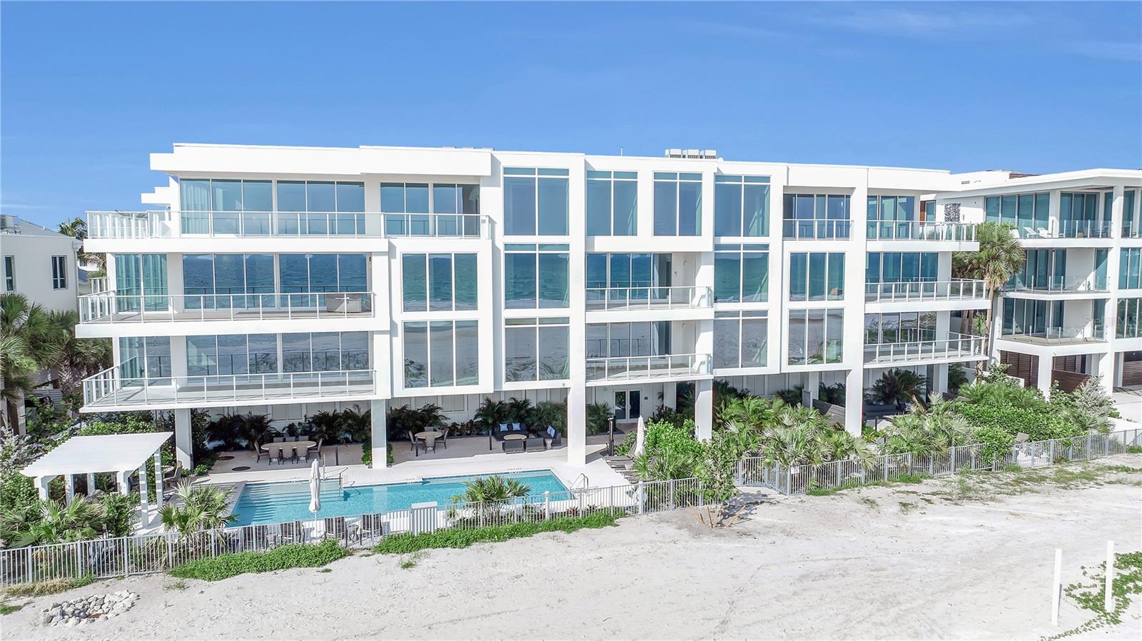SUNSET BEACH - Residential