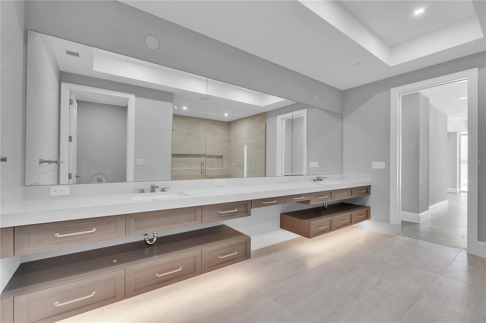 SUNSET BEACH - Residential