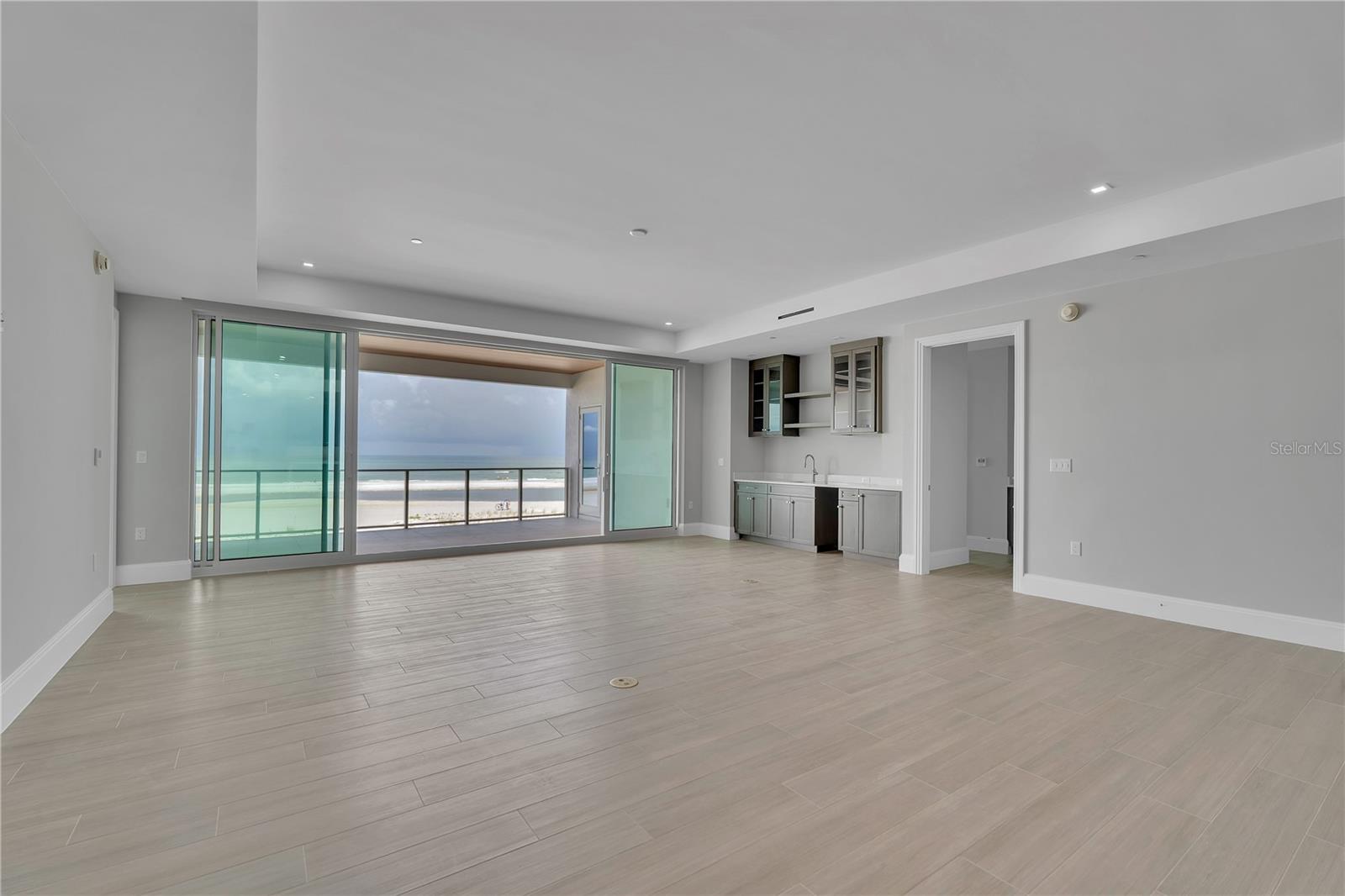 SUNSET BEACH - Residential