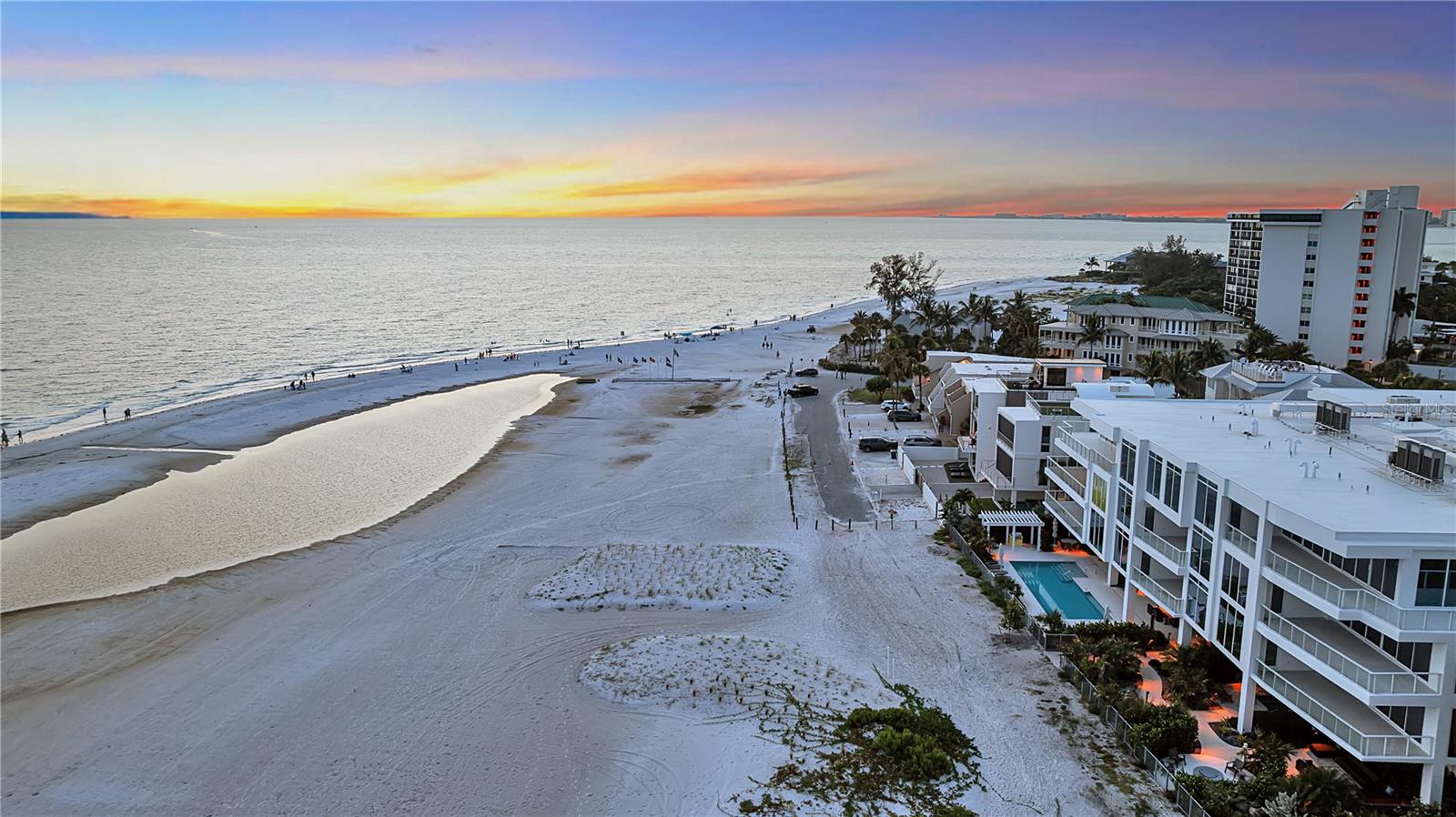 SUNSET BEACH - Residential