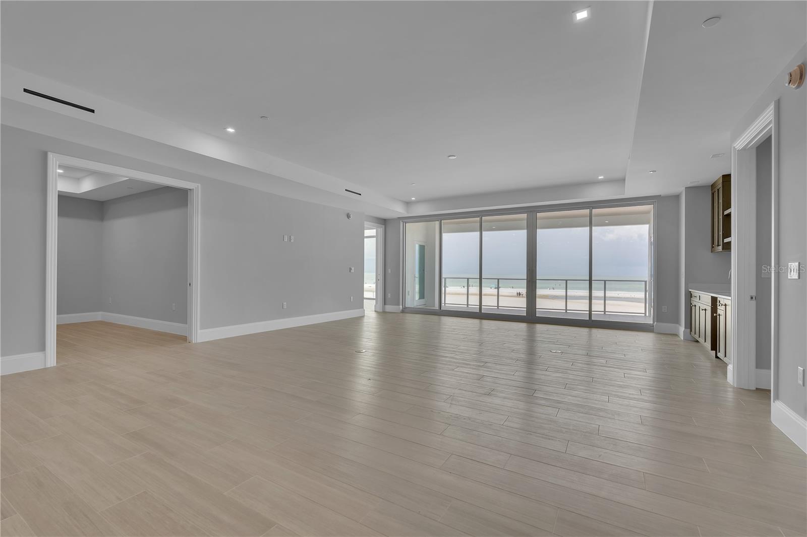 SUNSET BEACH - Residential