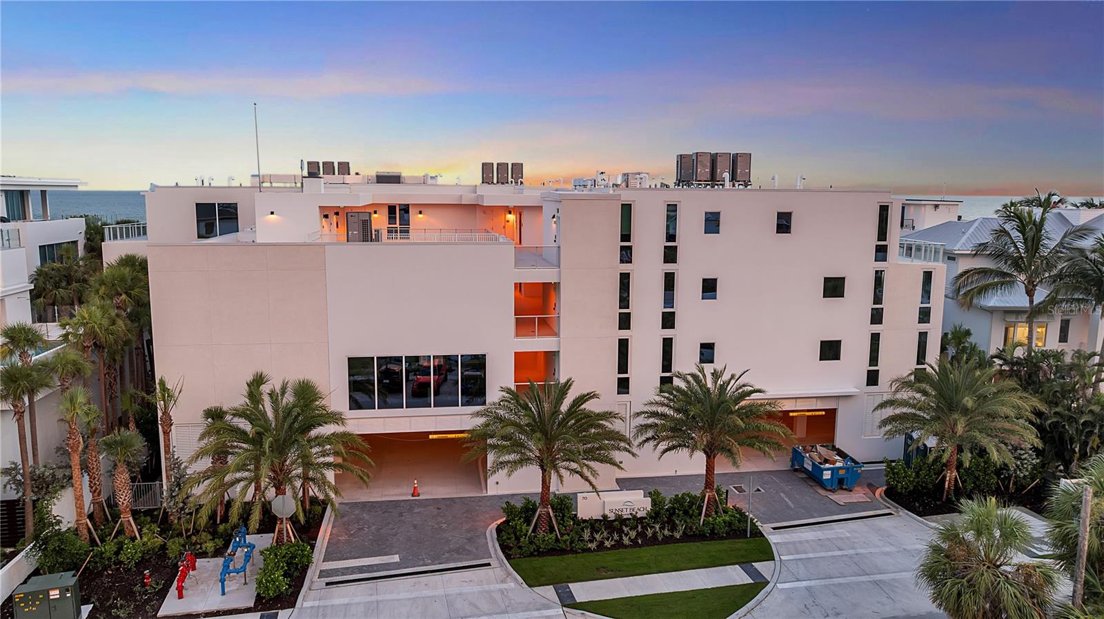 SUNSET BEACH - Residential