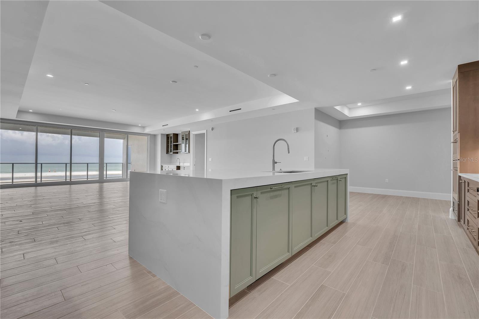 SUNSET BEACH - Residential