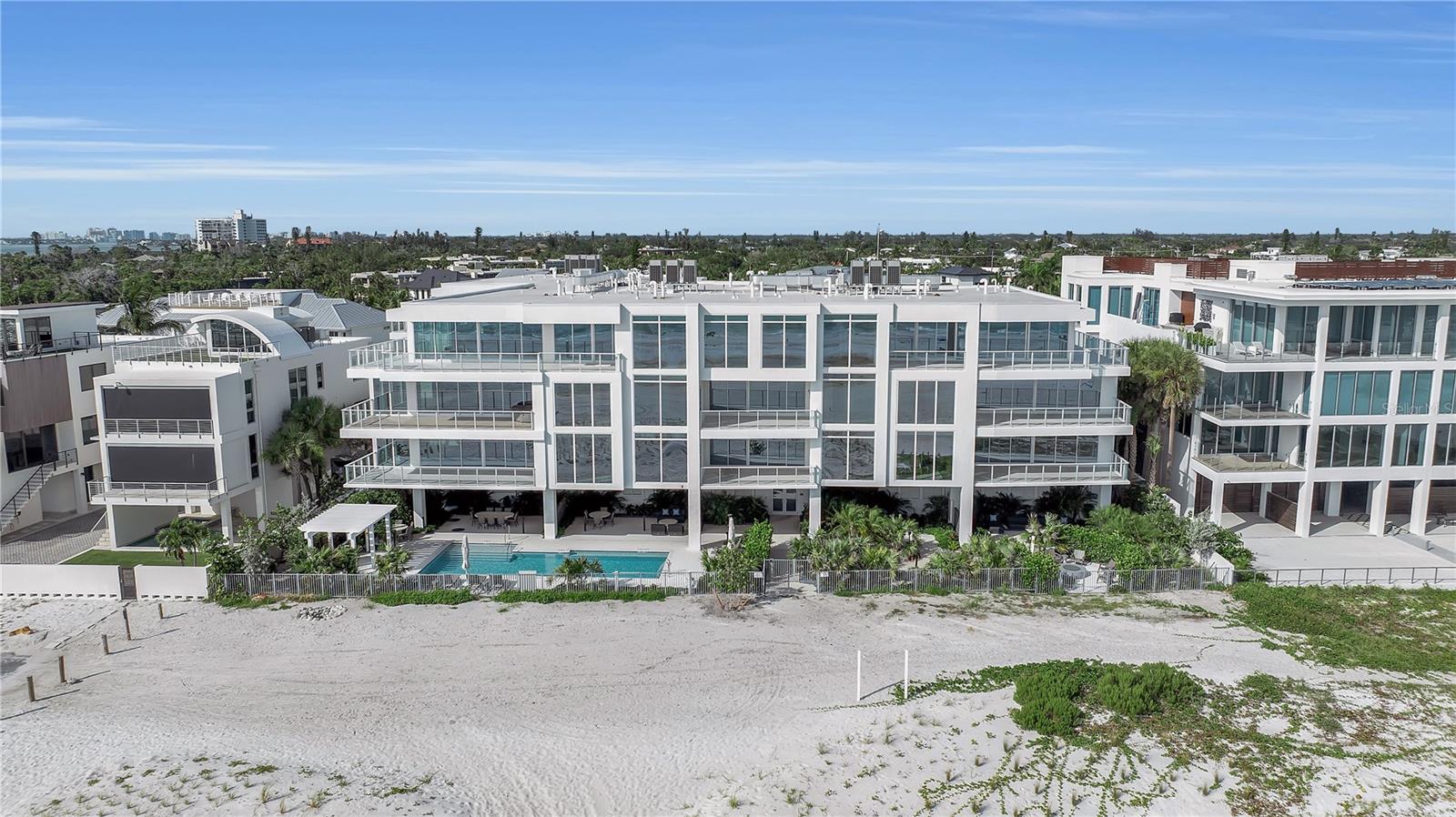 SUNSET BEACH - Residential