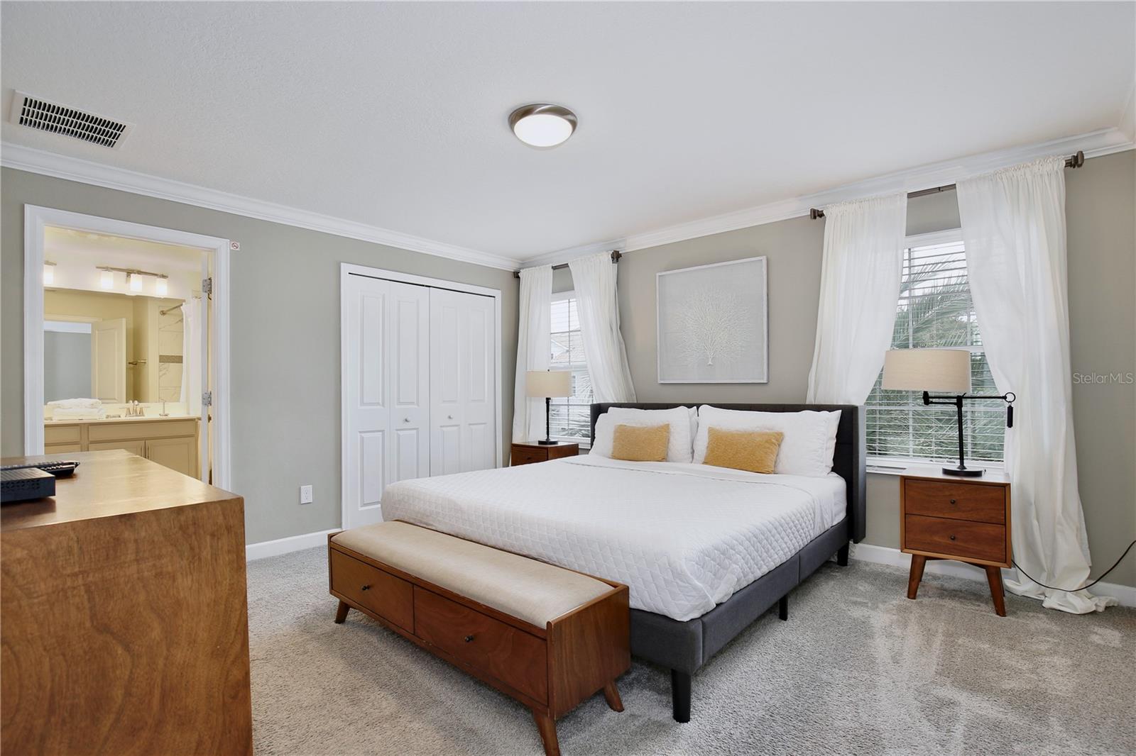 STOREY LAKE - Residential