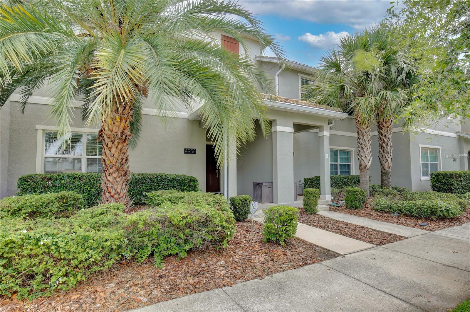 STOREY LAKE - Residential