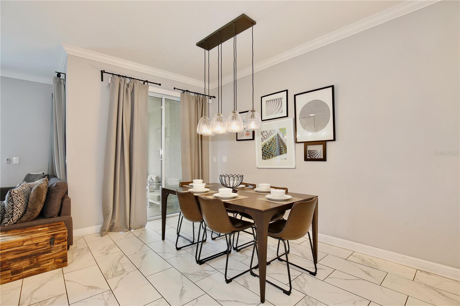 STOREY LAKE - Residential