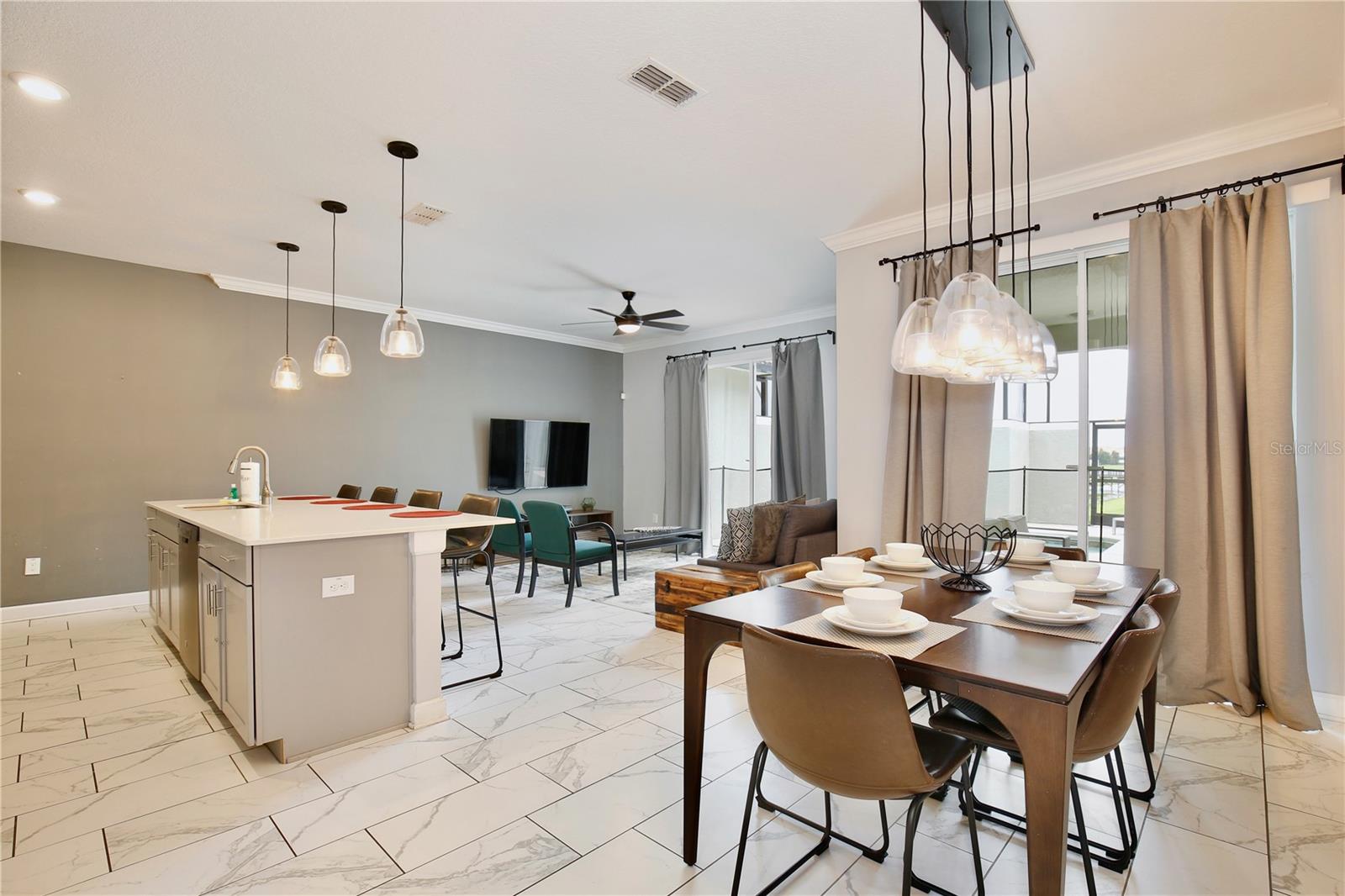 STOREY LAKE - Residential