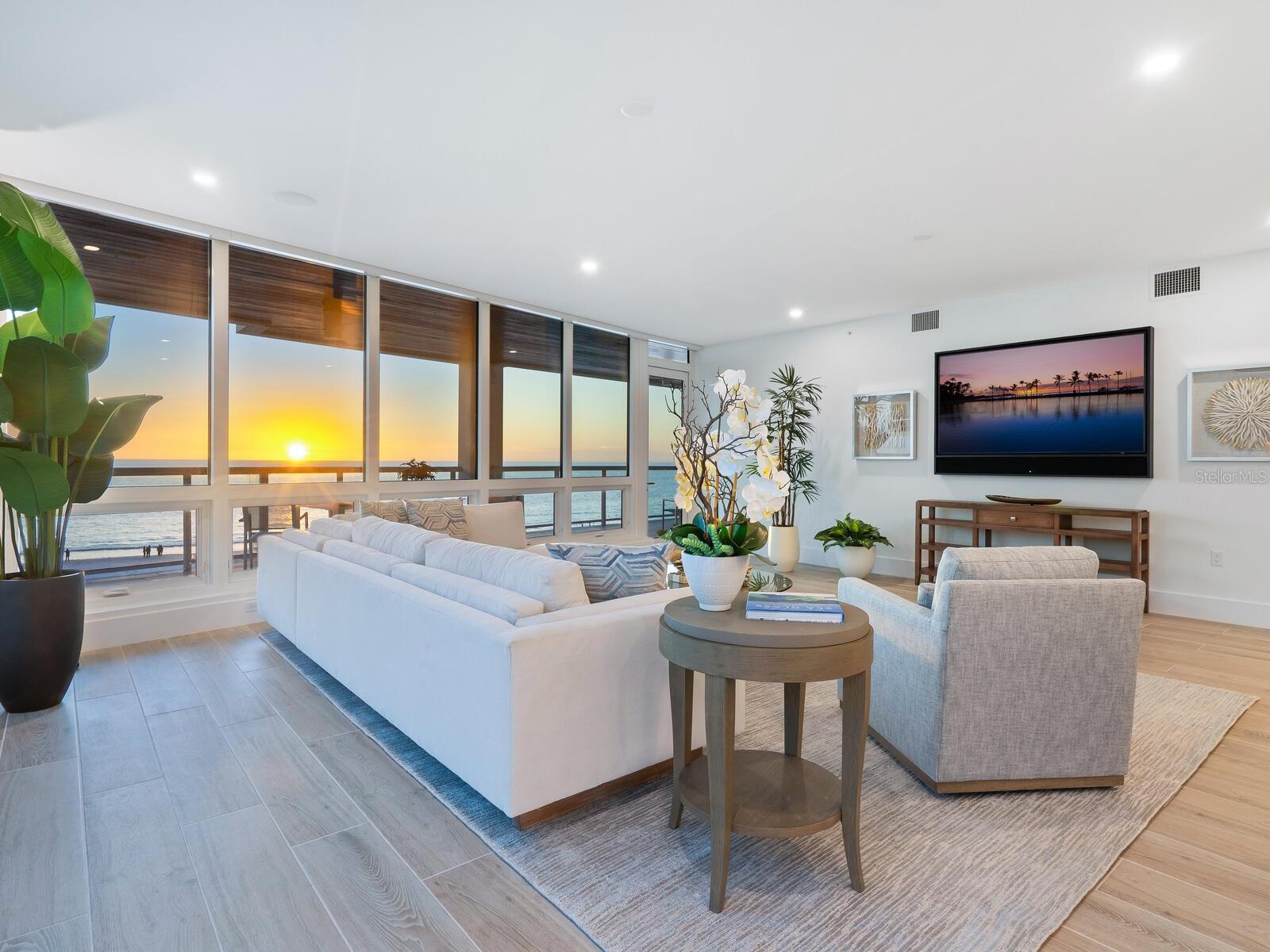 TEN35 SEASIDE - Residential