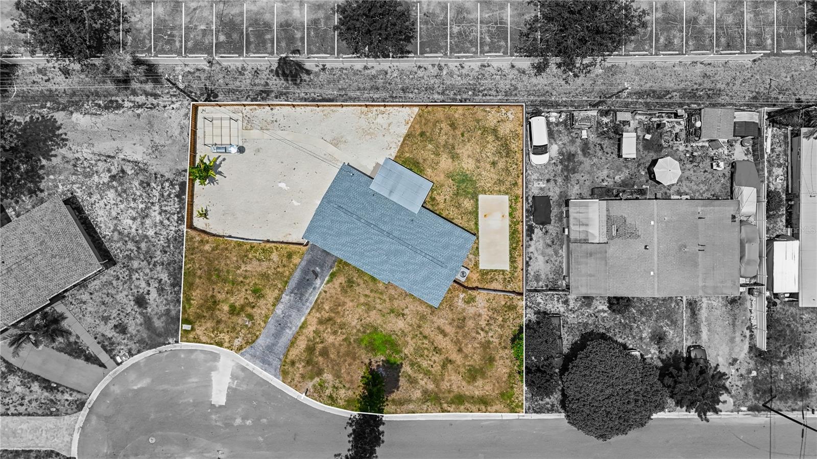 FLORILAND PARK - Residential