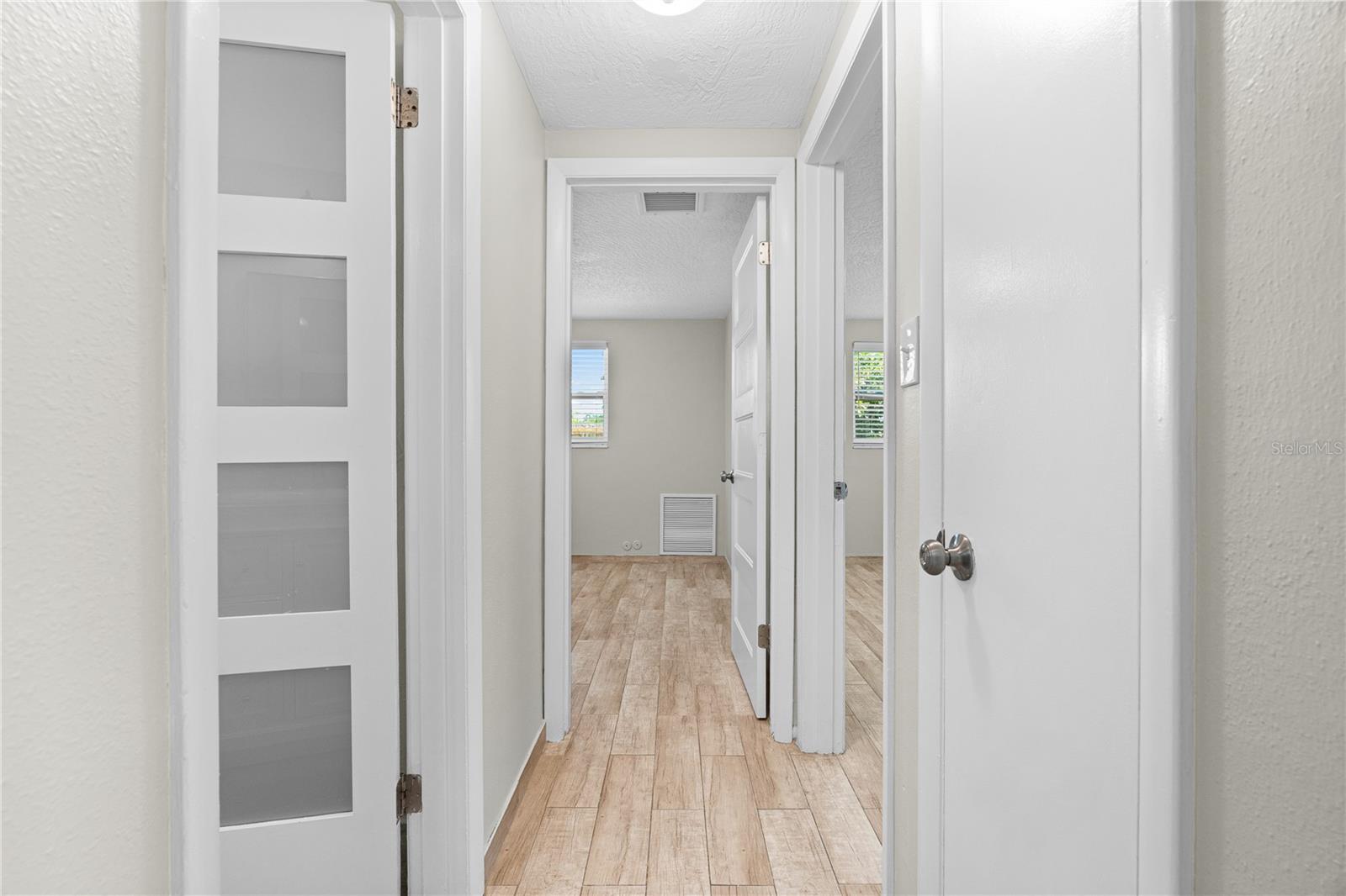FLORILAND PARK - Residential
