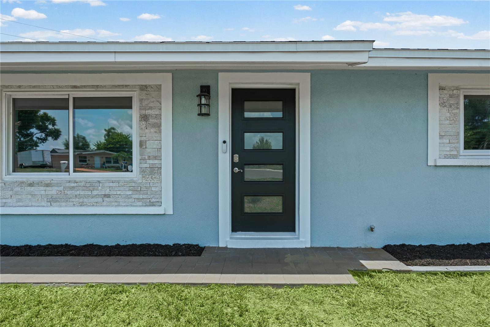 FLORILAND PARK - Residential