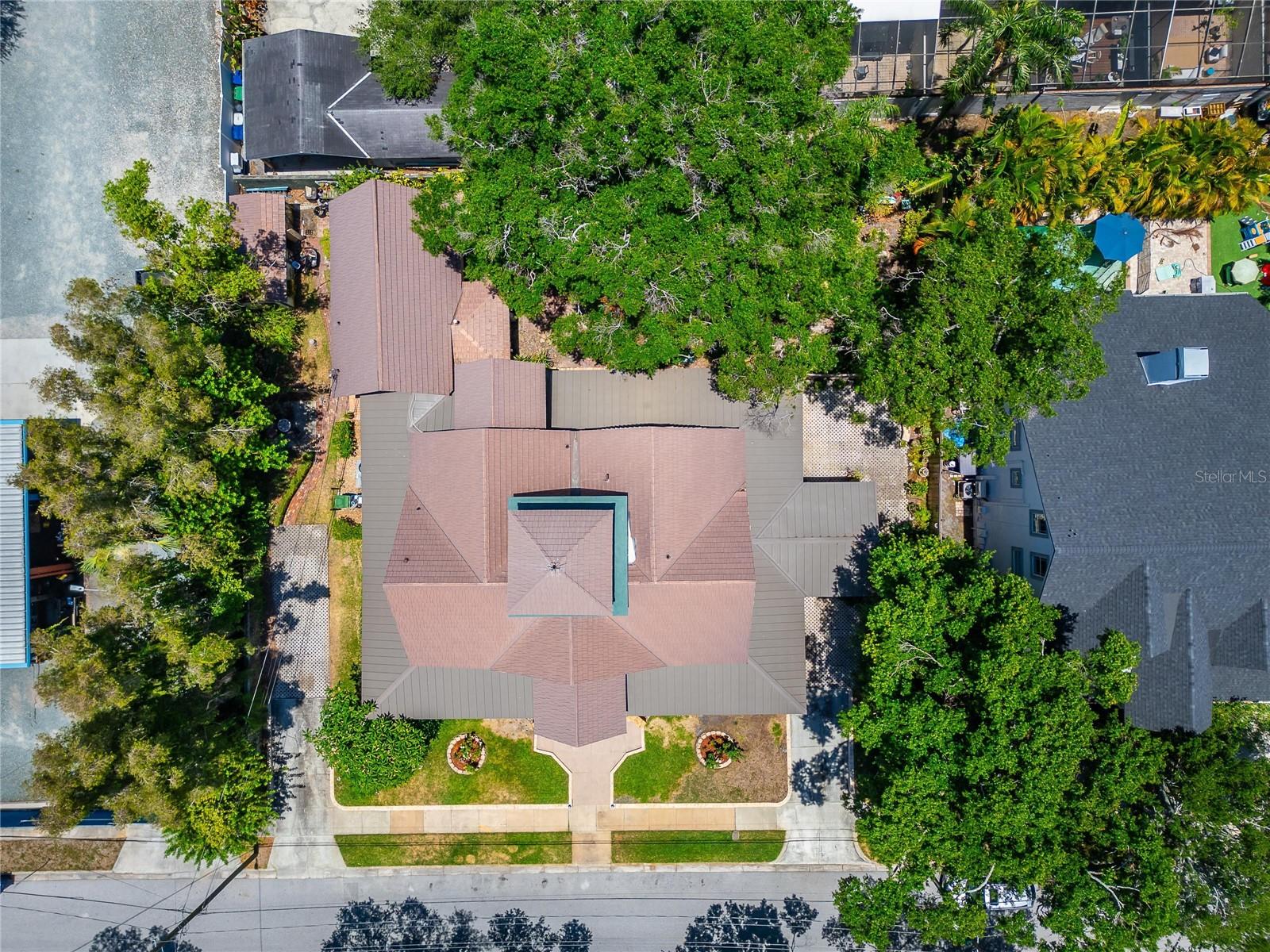 CREST VIEW - Residential