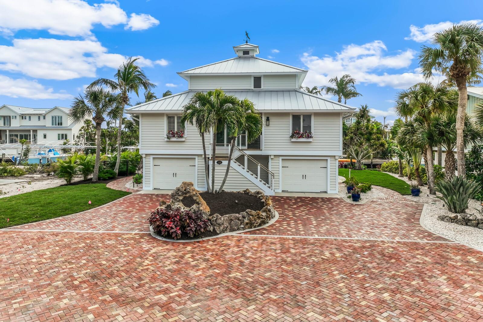 HARBOR DRIVE WATERWAYS - Residential