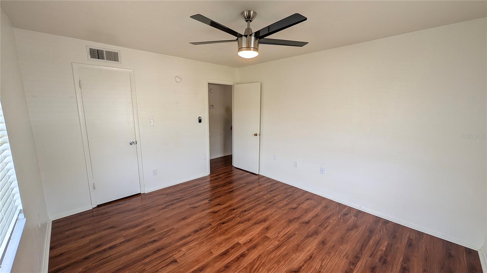 SANDLEWOOD CONDO - Residential