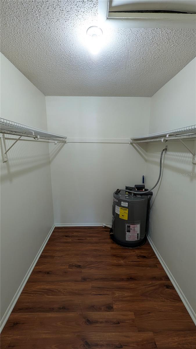 SANDLEWOOD CONDO - Residential
