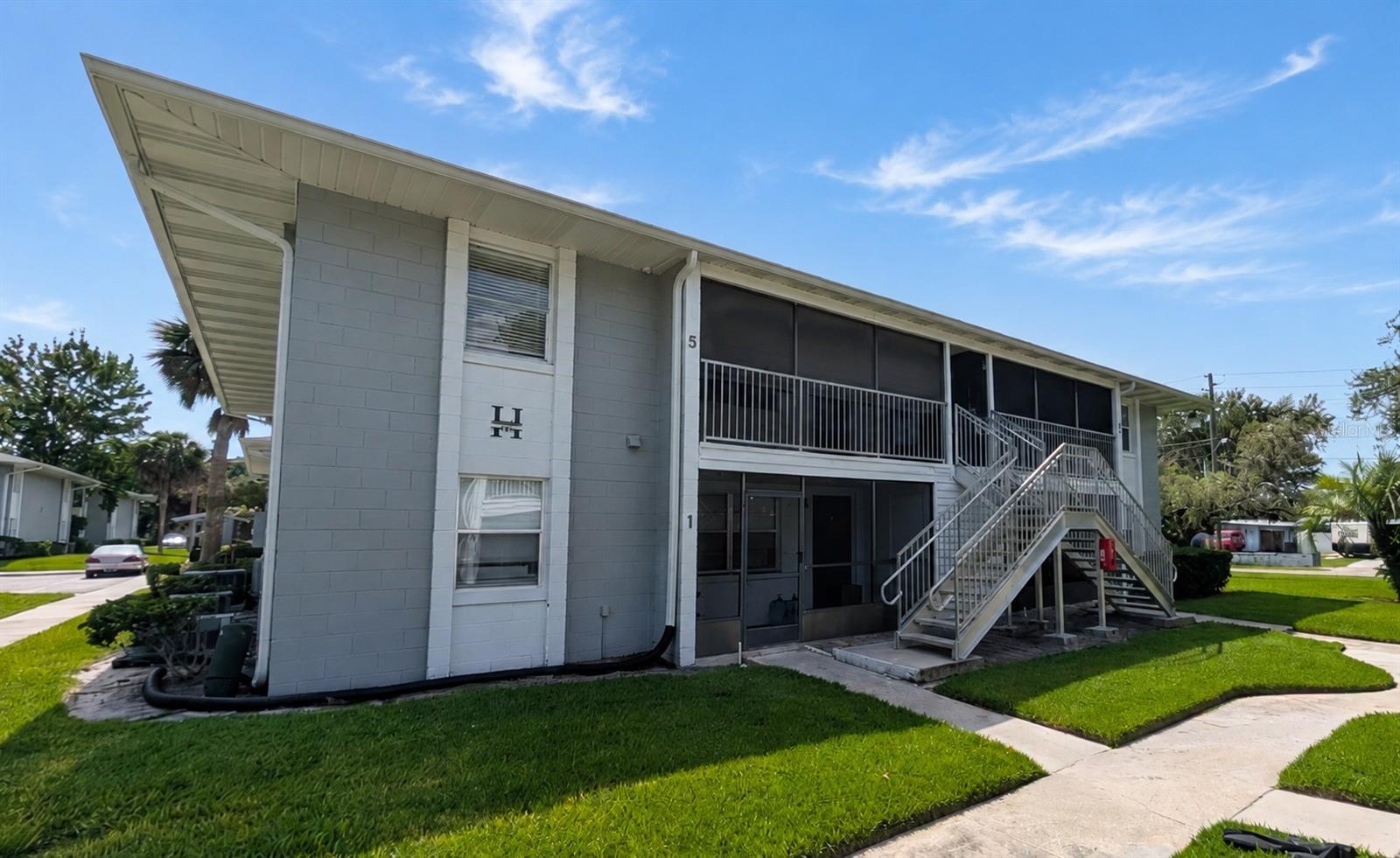 SANDLEWOOD CONDO - Residential