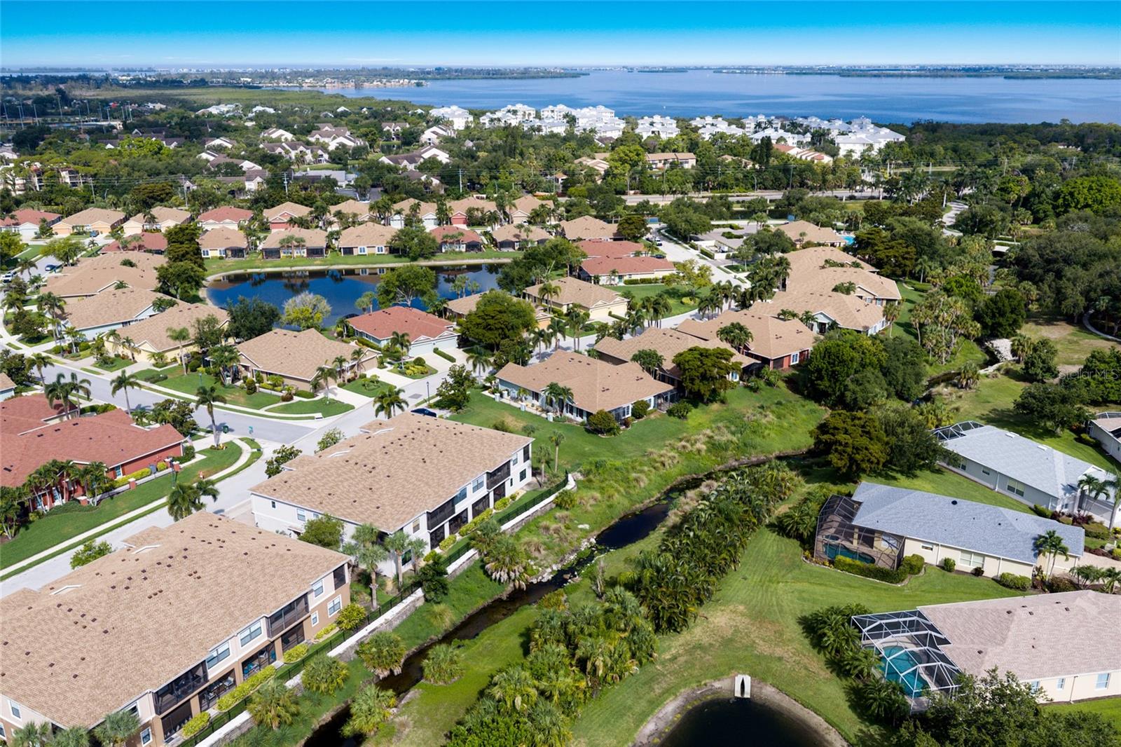 PALMA SOLA TRACE - Residential