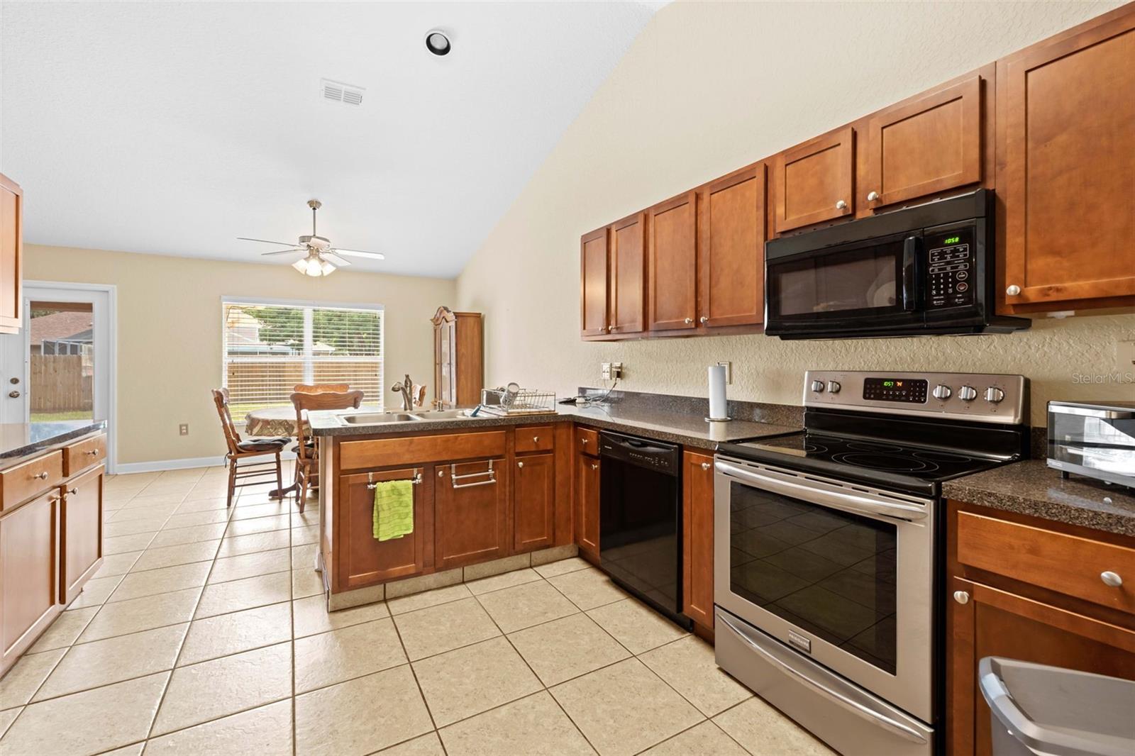 SPRING HILL - Residential