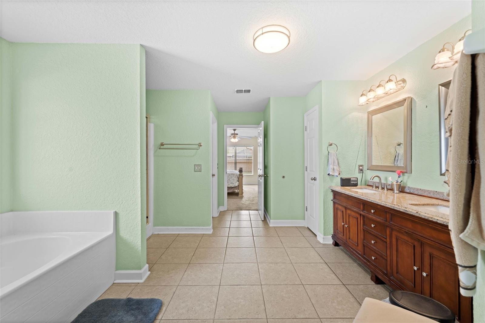 SPRING HILL - Residential