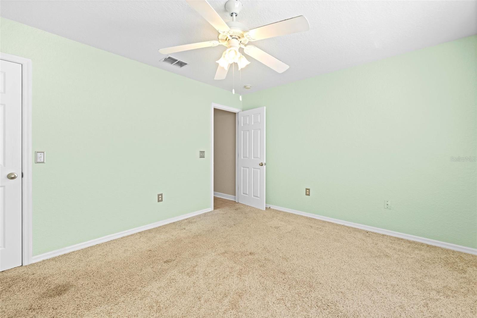 SPRING HILL - Residential