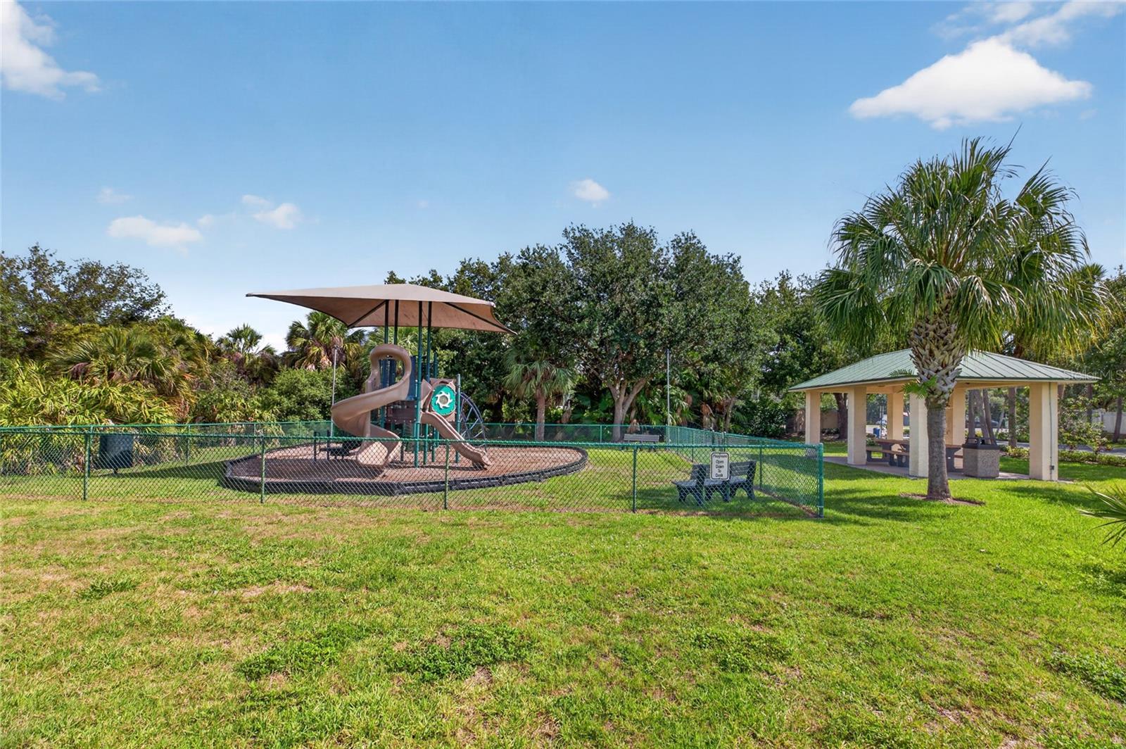HAWKS PRESERVE - Residential