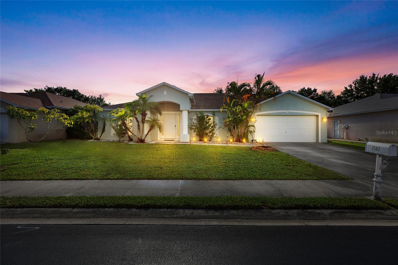 HAWKS PRESERVE - Residential