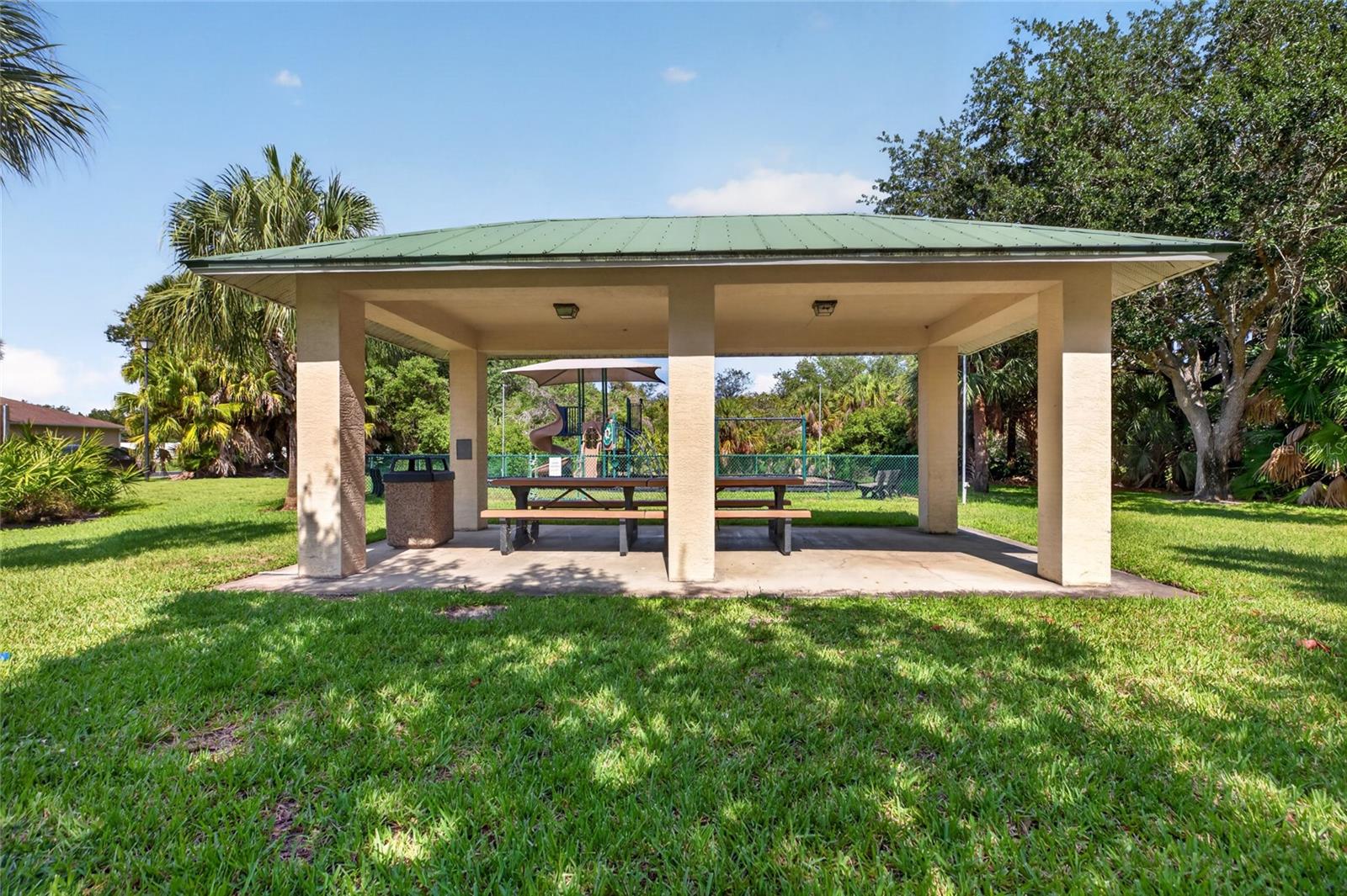HAWKS PRESERVE - Residential