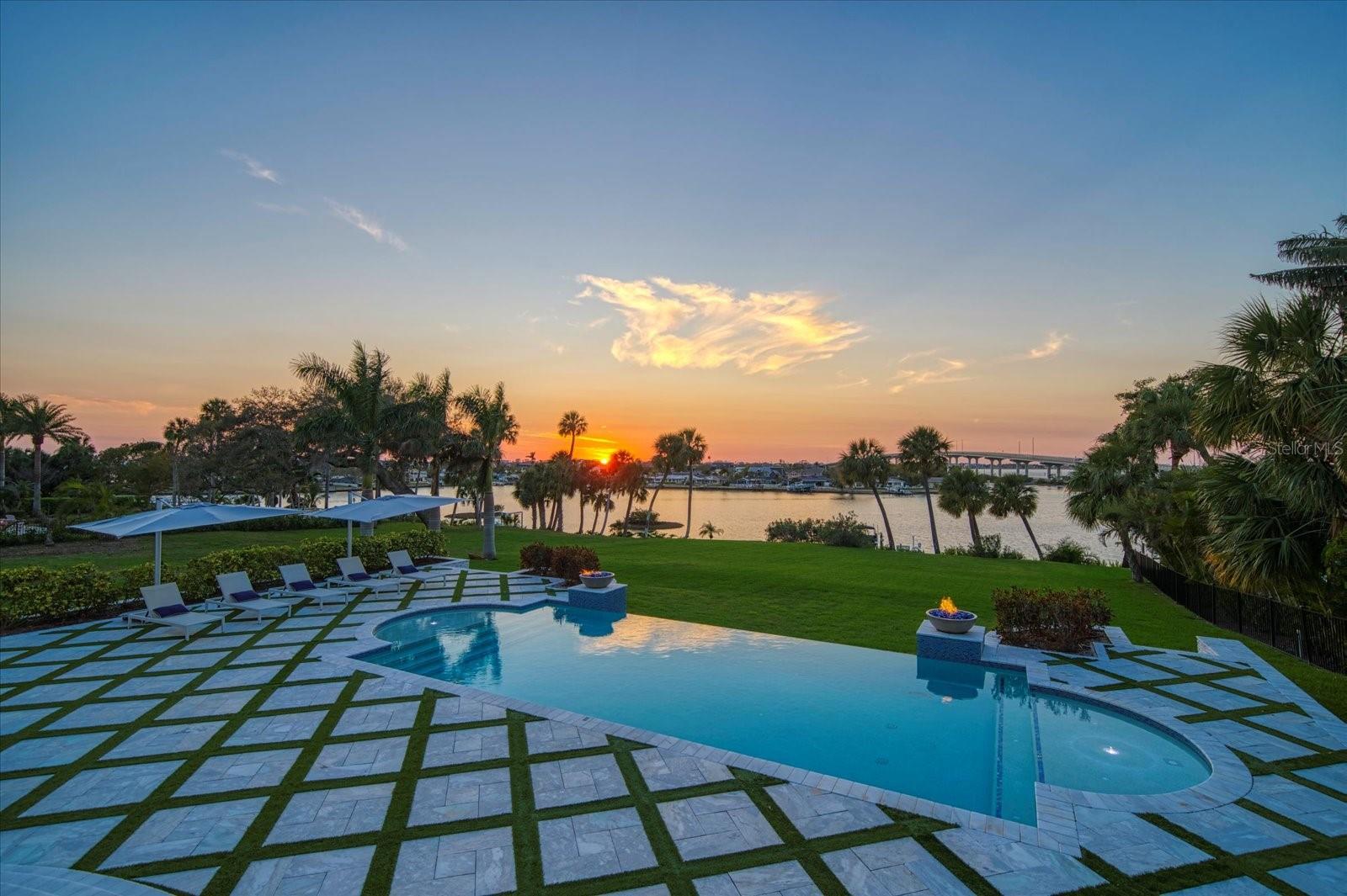 HARBOR BLUFFS SEC 1 REP - Residential