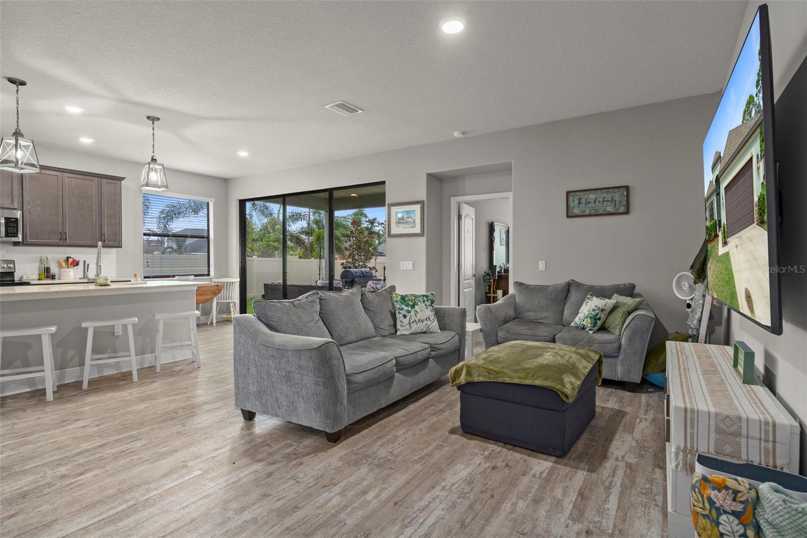 RIVER BEND VILLAGE - Residential