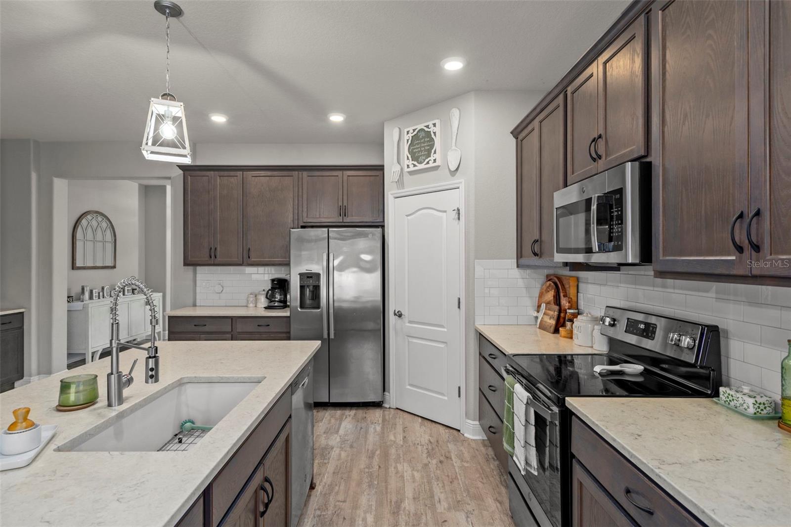 RIVER BEND VILLAGE - Residential