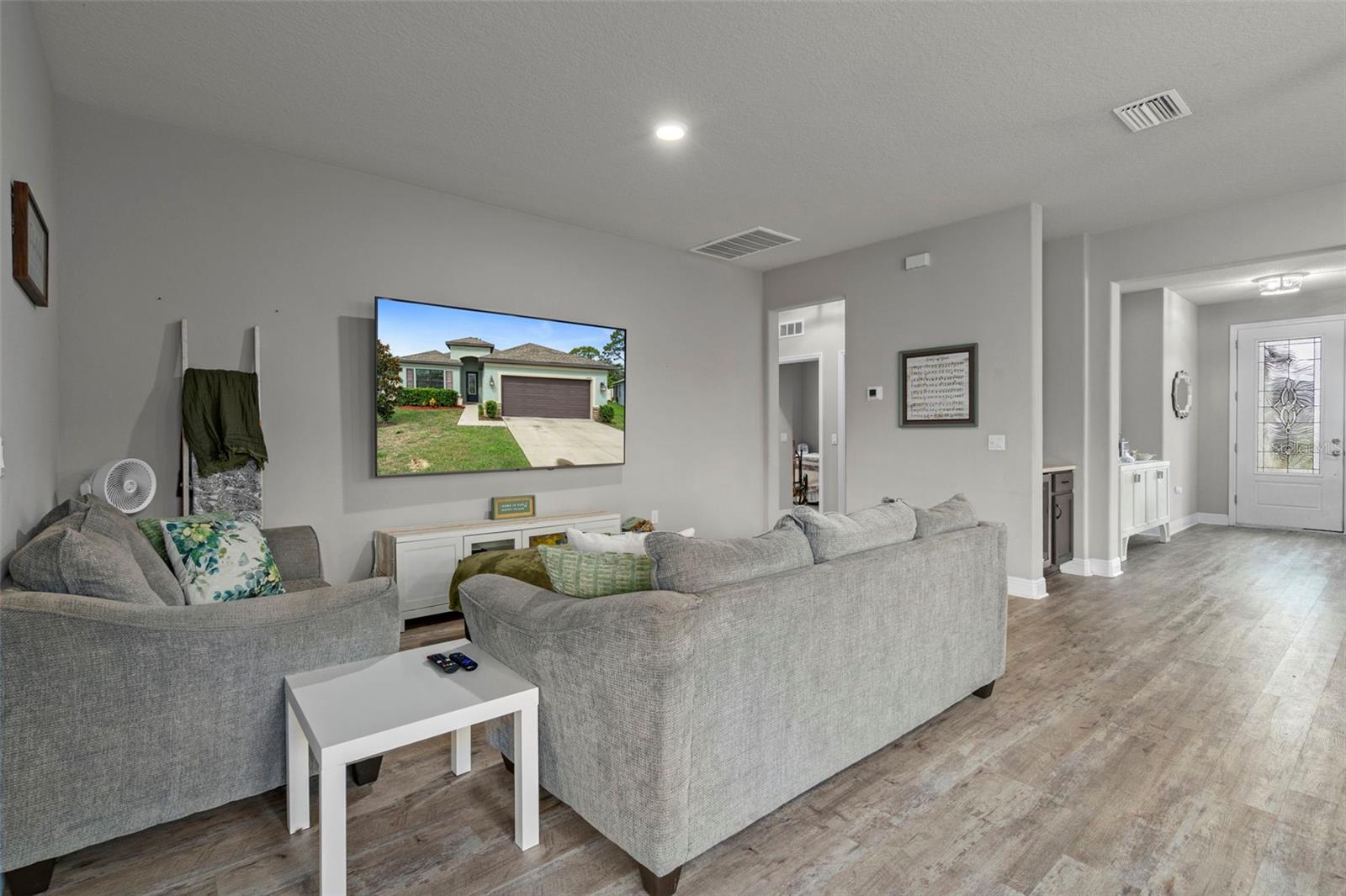 RIVER BEND VILLAGE - Residential