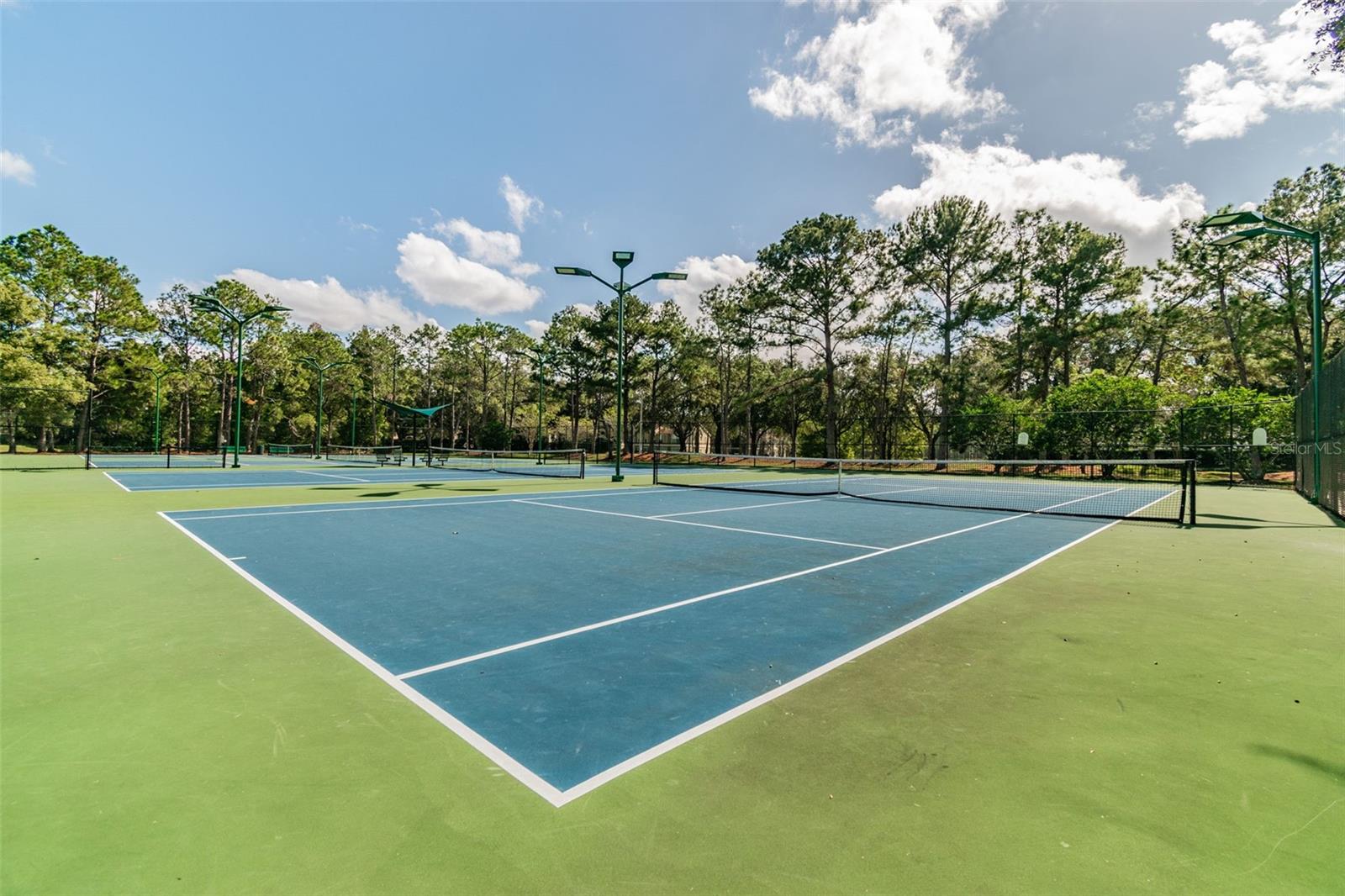 THE HIGHLANDS AT HUNTERS GREEN - Residential