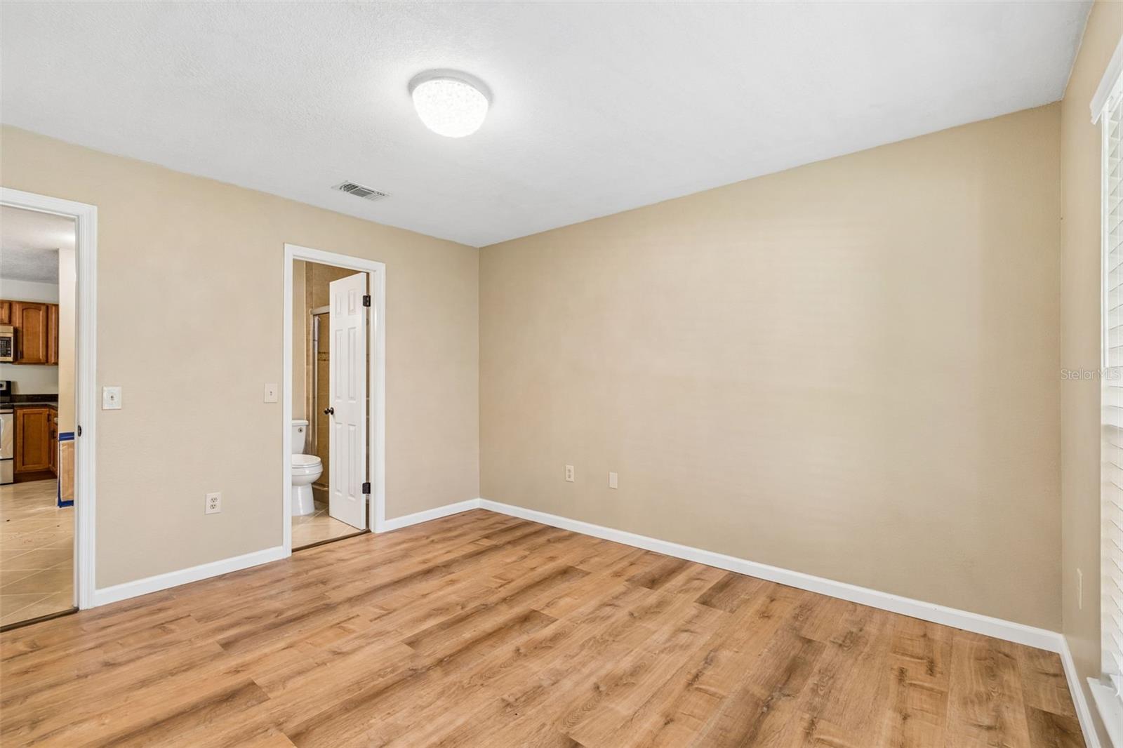 THE HIGHLANDS AT HUNTERS GREEN - Residential