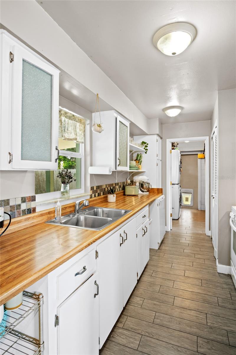PLANTATION ESTATES - Residential