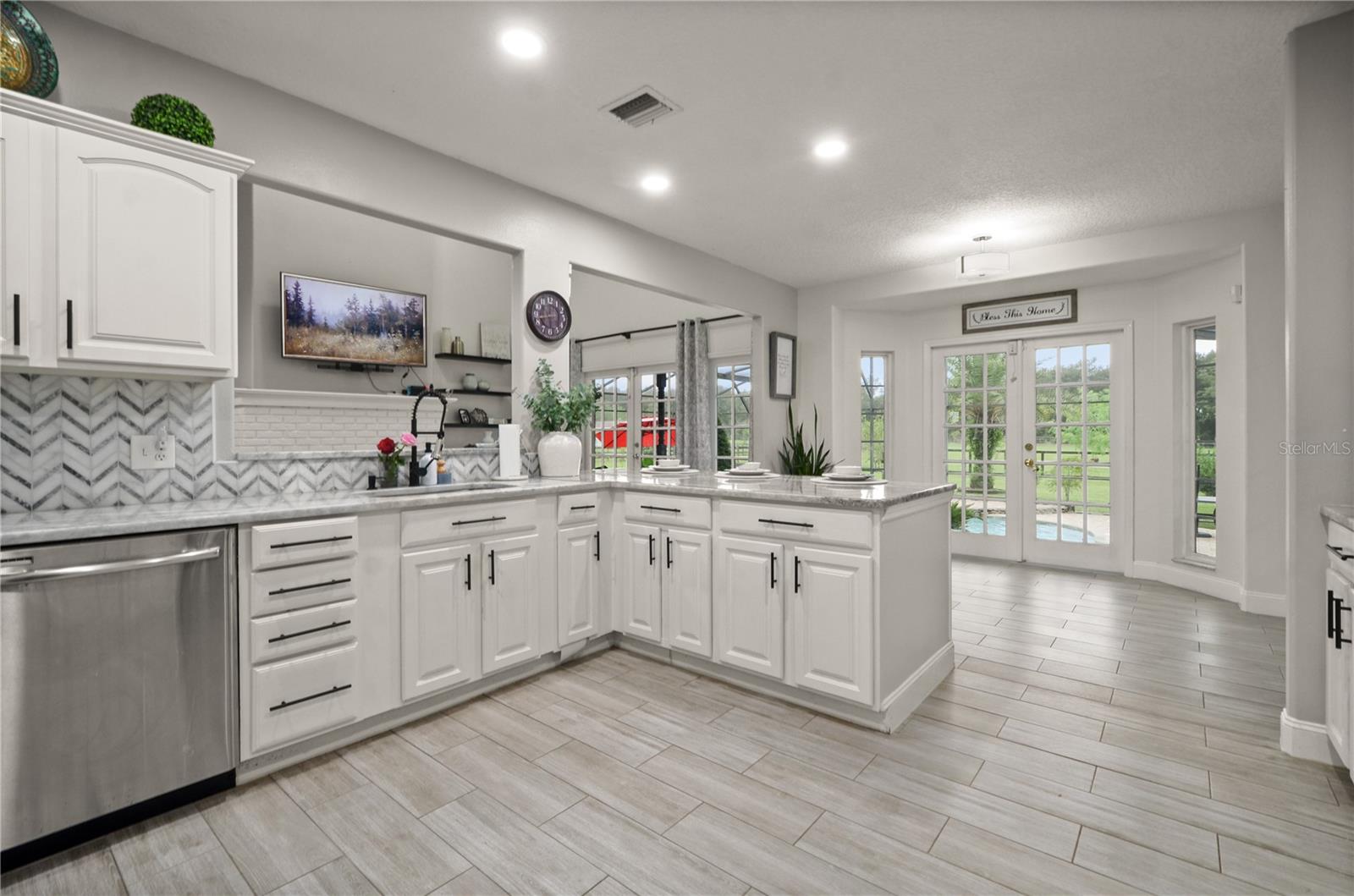 ACREAGE - Residential