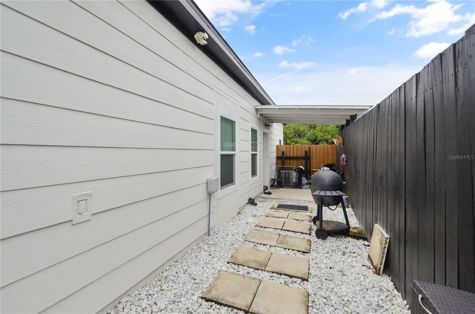 ACREAGE - Residential