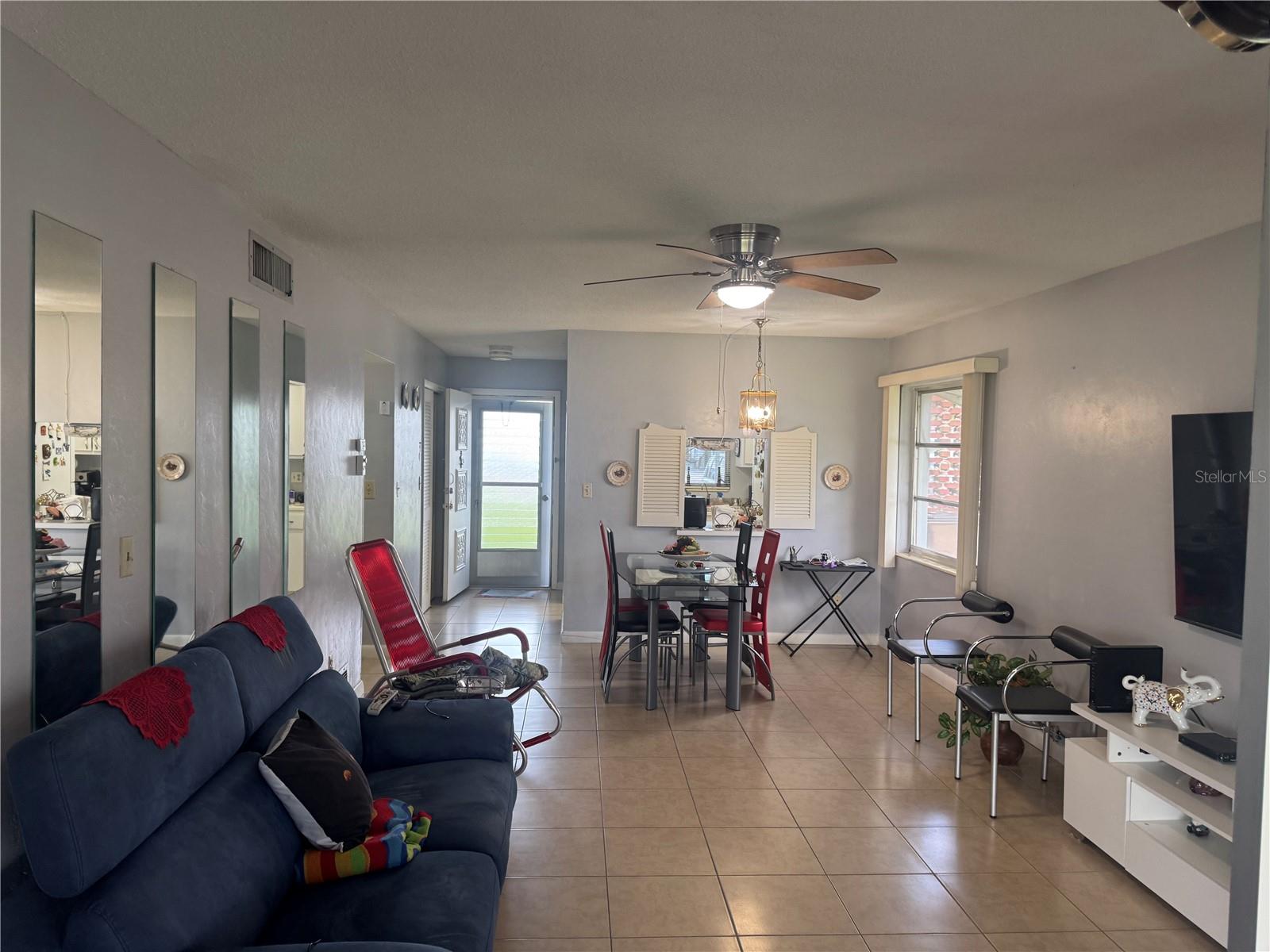 CAMILLE GARDENS 02 - Residential
