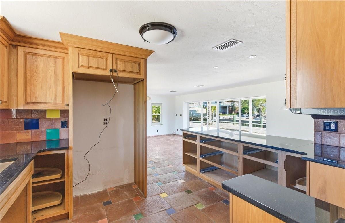 LONGBOAT KEY - Residential