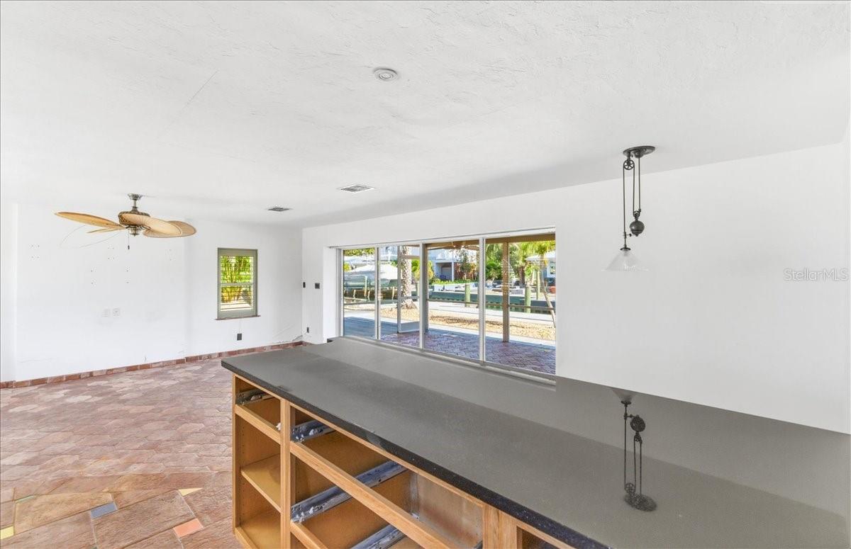 LONGBOAT KEY - Residential