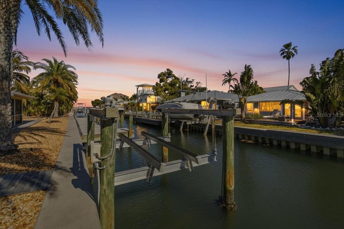 LONGBOAT KEY - Residential