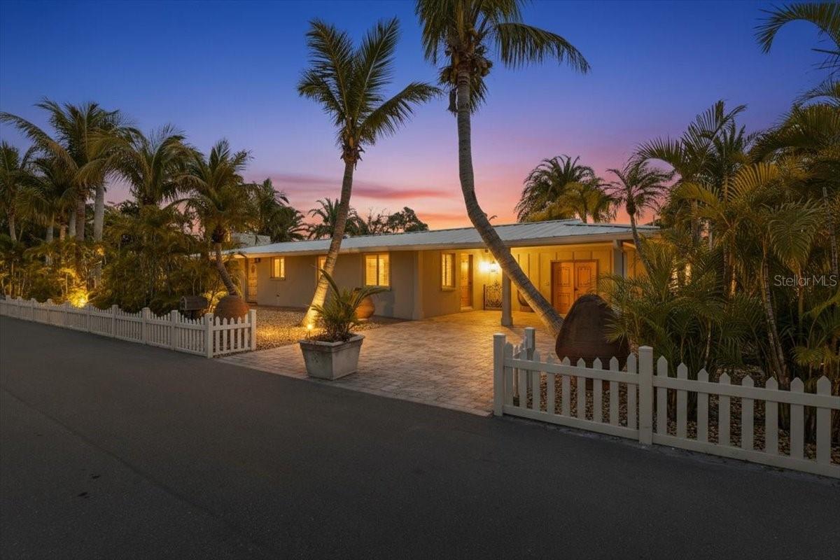 LONGBOAT KEY - Residential